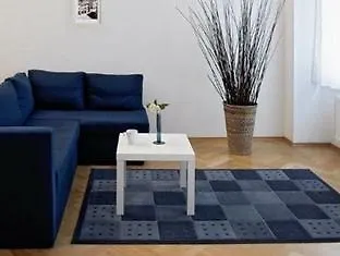Prague Central Residence 0*,