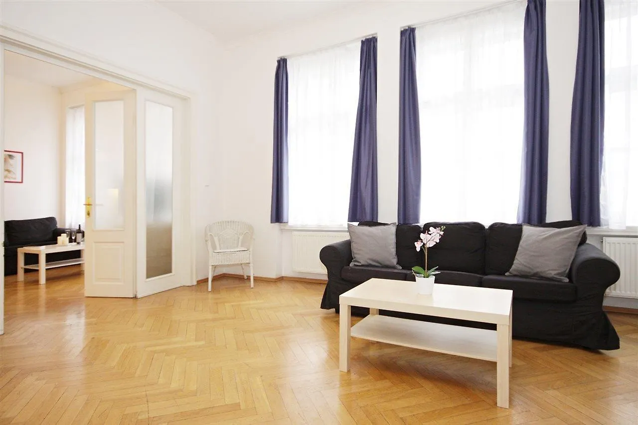 Апартаменты Prague Central Residence
