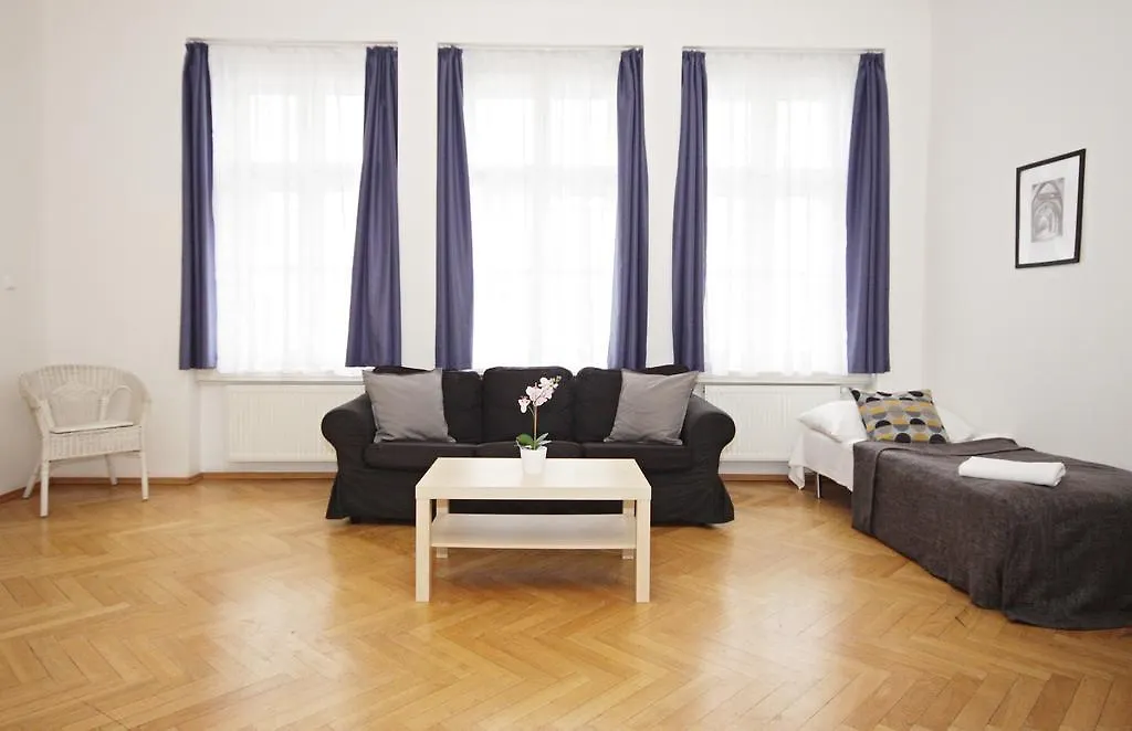 Prague Central Residence 0*,